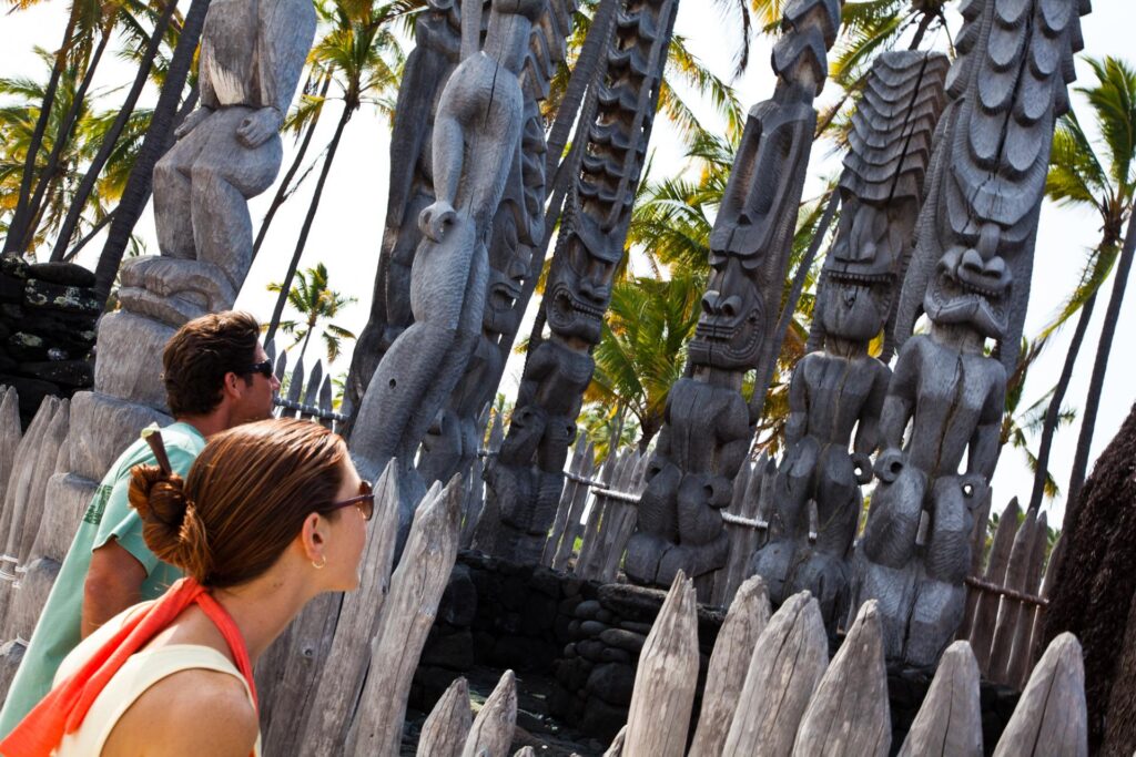 How Do I Take A Cultural Tour To Learn About Hawaiis Heritage?