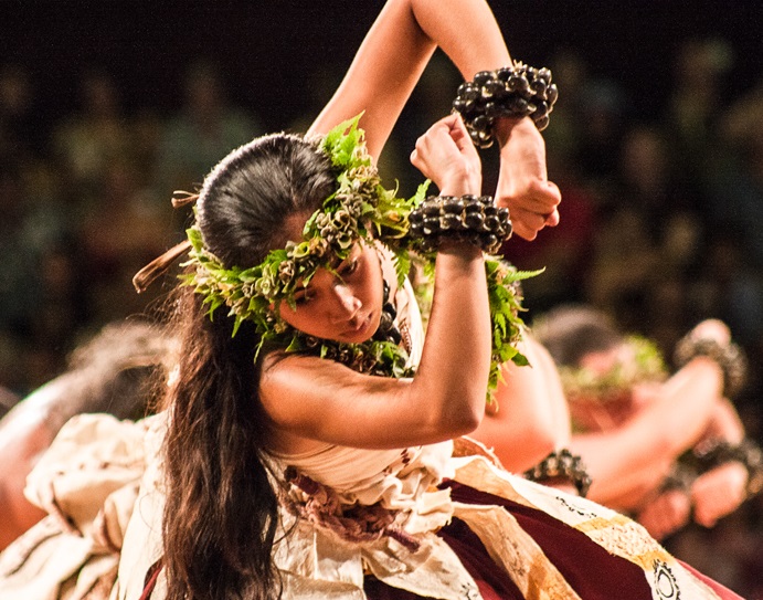 How Do I Take A Cultural Tour To Learn About Hawaiis Heritage?