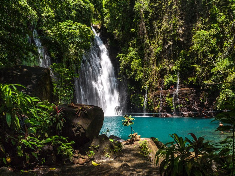 Whats The Best Way To Enjoy Waterfalls And Freshwater Pools?