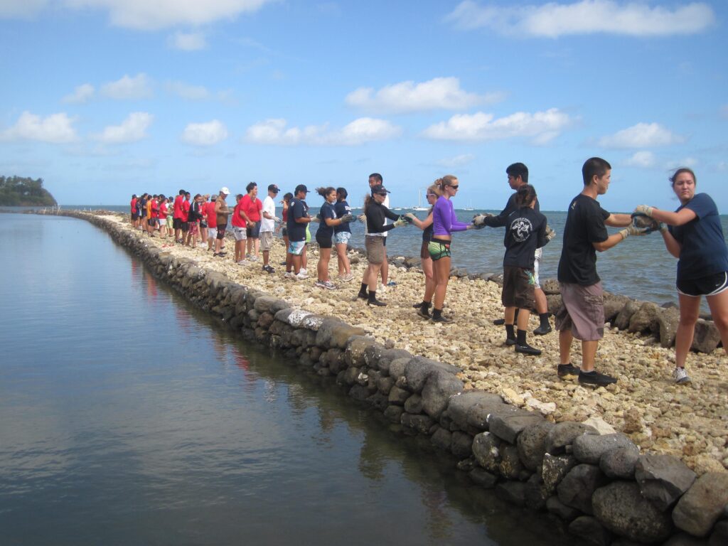 How Can I Experience A Traditional Hawaiian Fishpond Tour?