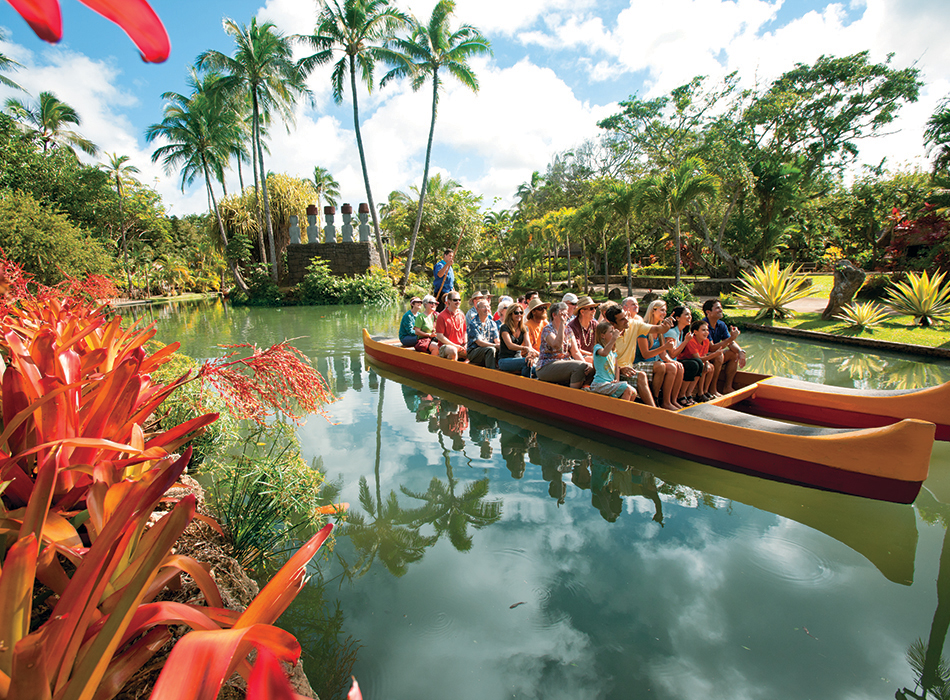 How Can I Experience The Polynesian Cultural Heritage?