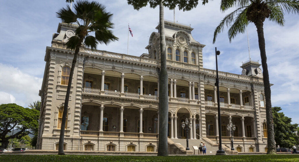 Whats The Best Place To Learn About Hawaiis Royal History?