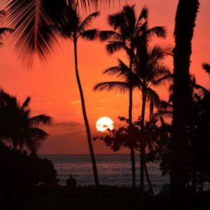 What’s The Best Spot To Catch A Stunning Hawaiian Sunset?