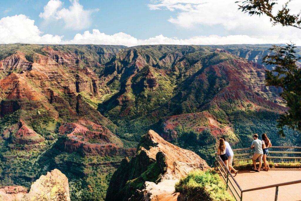 Whats The Best Way To Explore The Waimea Canyon In Kauai?